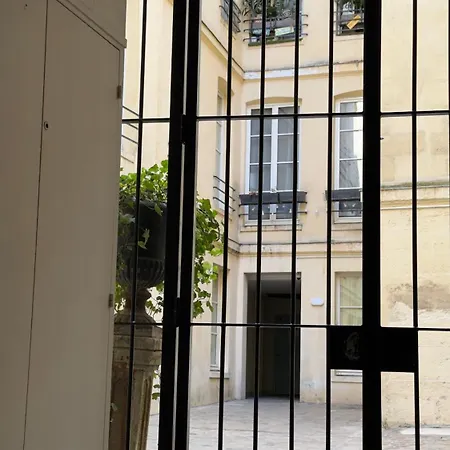 Fantastic Heart Of Marais Apartment Paris